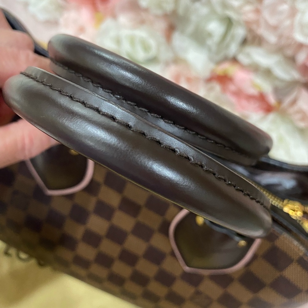 Louis Vuitton Normandy Shoulder Bag - Picture 7 of 15